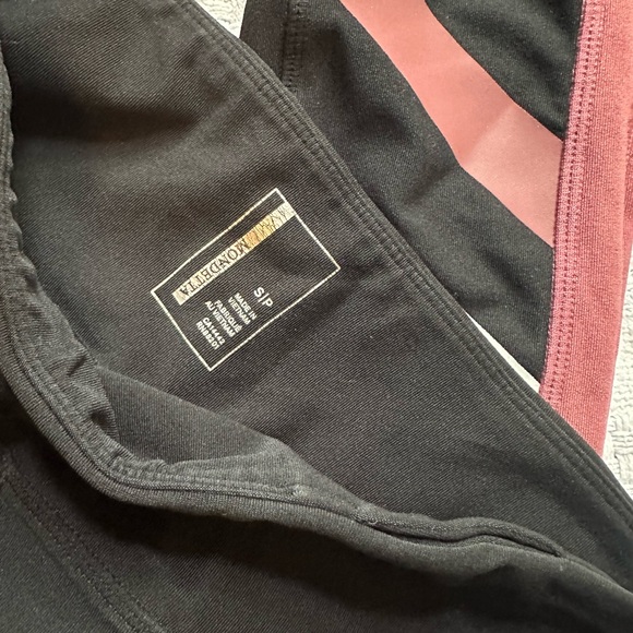 Athletic Leggings - Picture 2 of 2